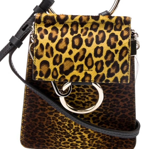 Chloe Mini Faye Bracelet Bag - Picture 2 of 11